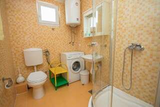 Апартаменты Apartments Filip Бар Номер-студио (для 3 взрослых)-9